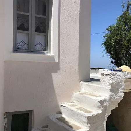 The Stegadi House Ioulis