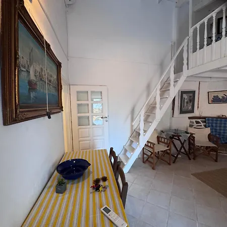 The Stegadi House Ioulis