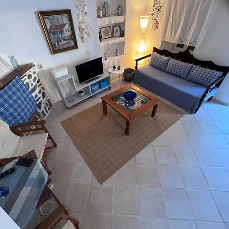 The Stegadi House Ioulis